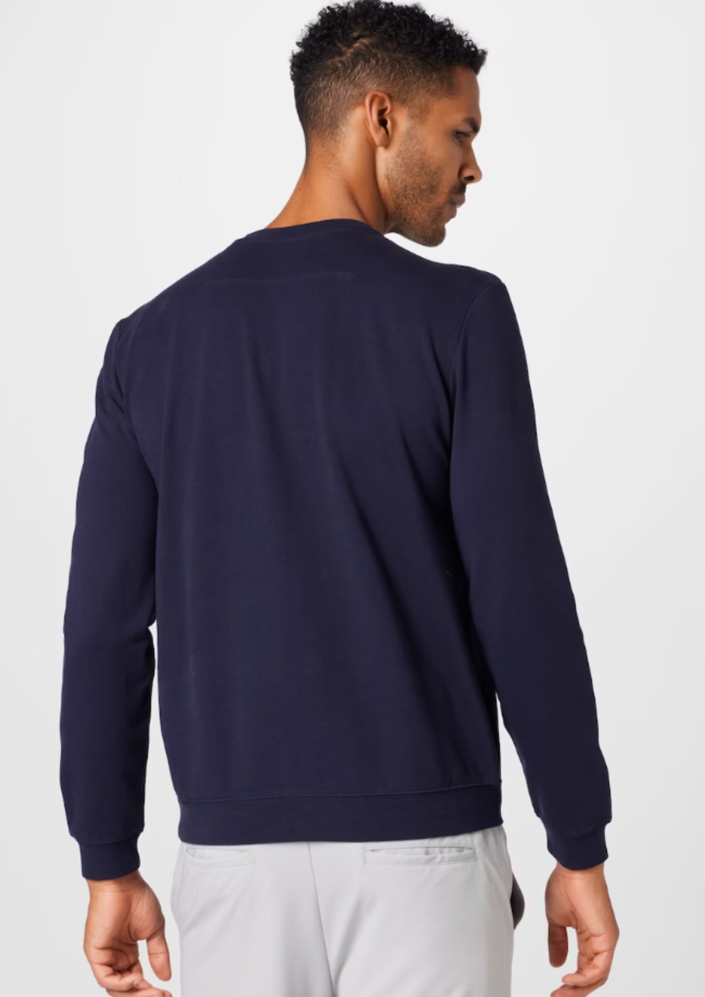 Guess Audley Classic Logo Crew Neck Sweatshirt – Men's Navy