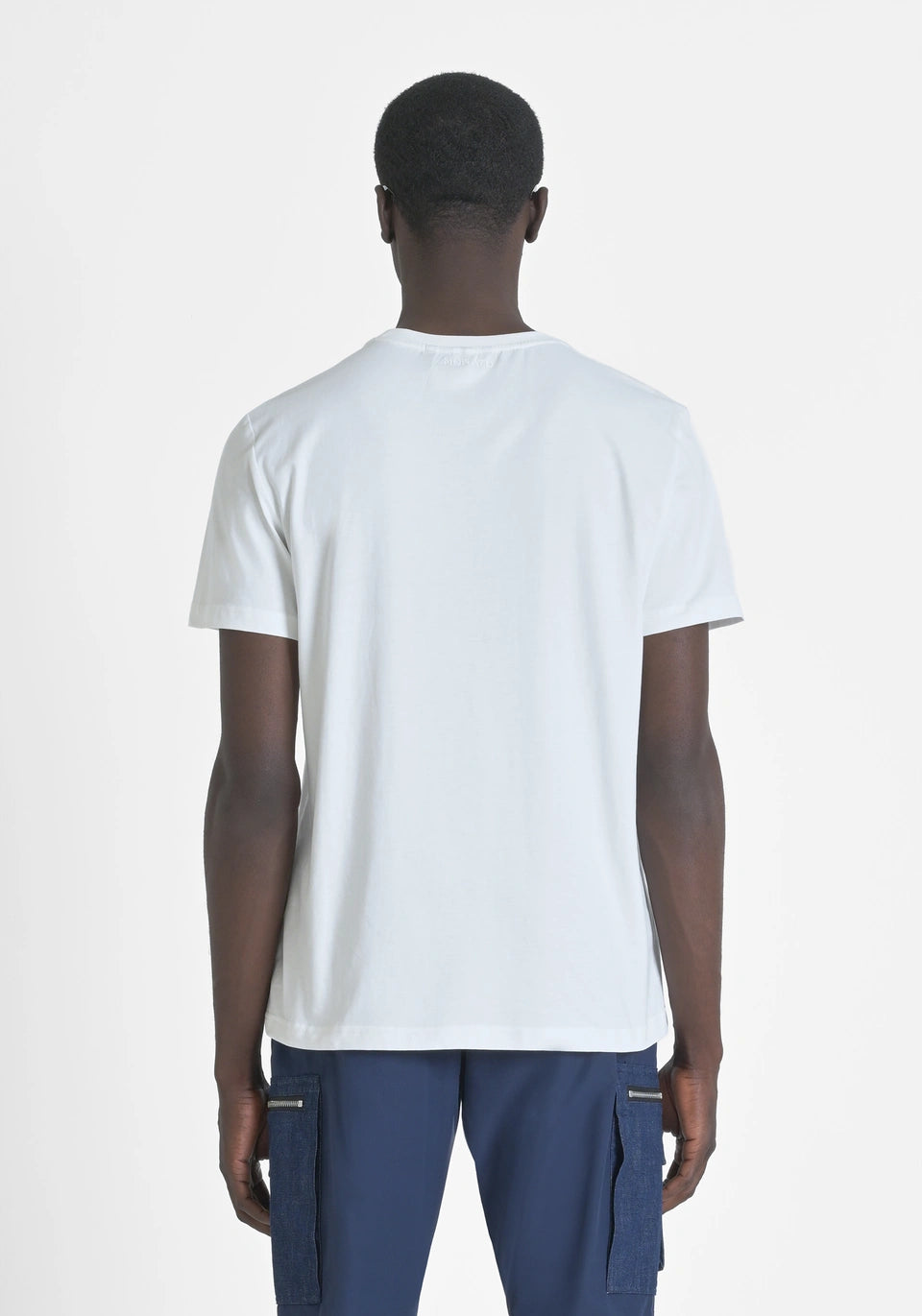 Antony Morato - KNITWEAR REGULAR FIT COTTON JERSEY T-SHIRT WITH TIGER PRINT / Cream- MMKS02463-FA100240-1011