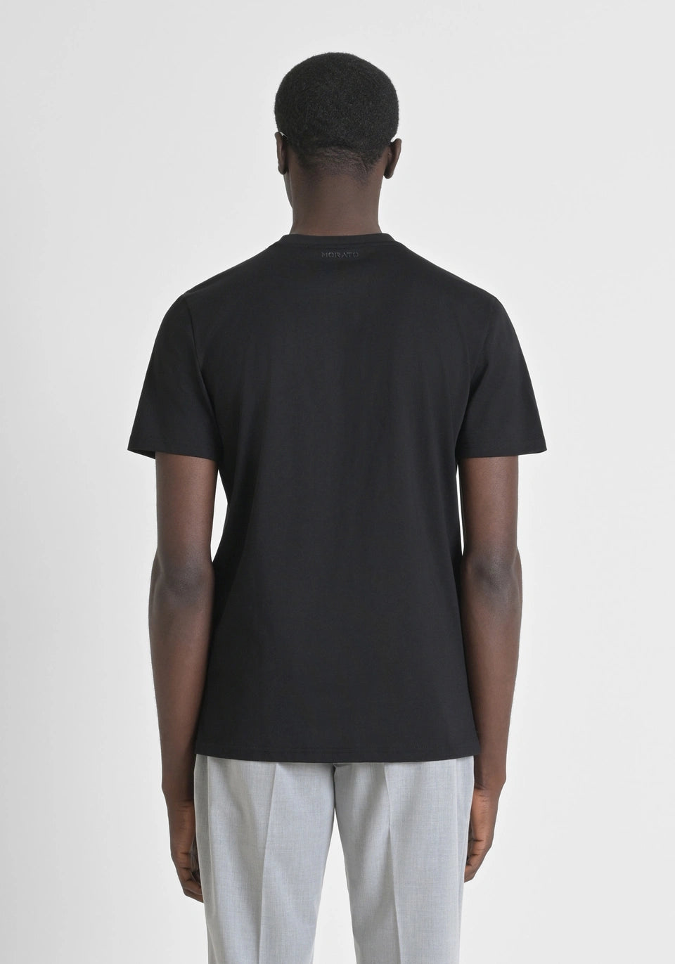 Antony Morato - JAKARTA - REGULAR FIT 100% COTTON JERSEY T-SHIRT WITH REFLECTIVE TIGER PRINT AND LOGO ON THE BACK / Black- MMKS02482-FA100240-9000