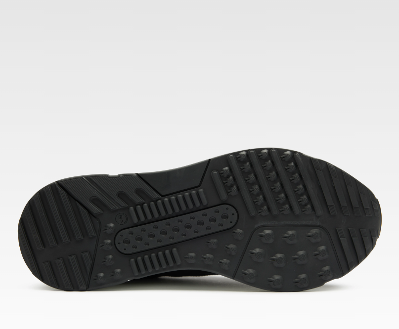 MADISON KOHL - MK1 Runner Trainers - Black-Grey