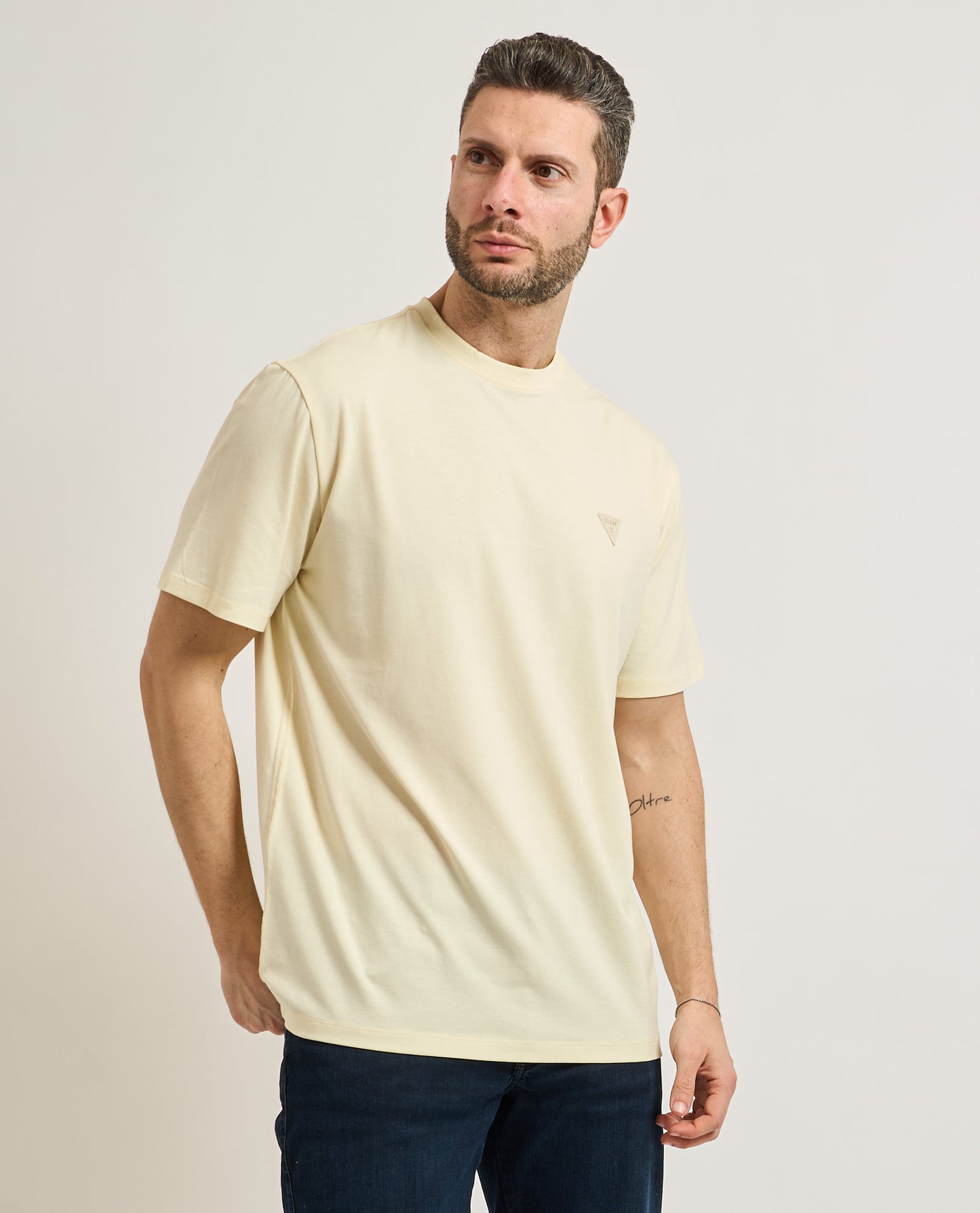Guess men's basic crew neck t-shirt | Yellow - M6GI21 K3053 A21B