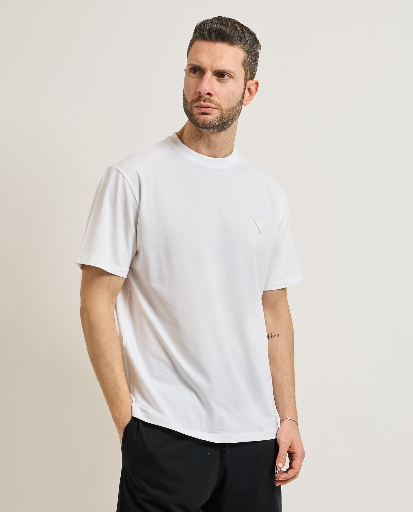 Guess men's basic crew neck t-shirt | White - M6GI21 K3053 G011