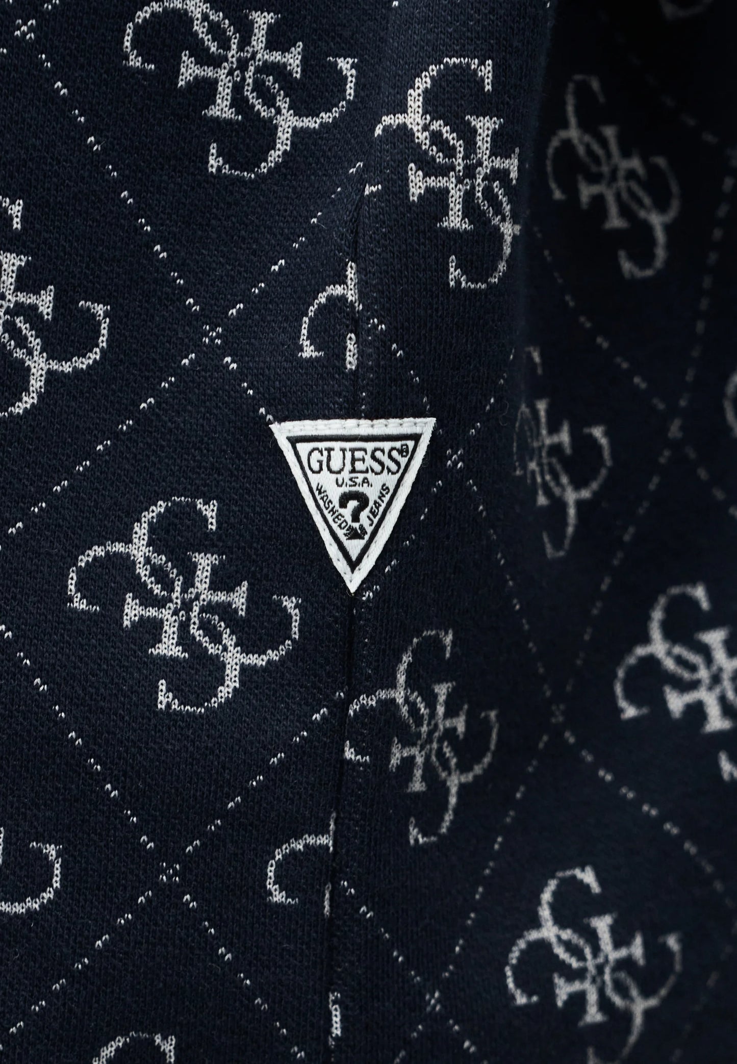 GUESS Jacquard Short Sleeve T-shirt | Navy - M6GP18 K3086 FBH3