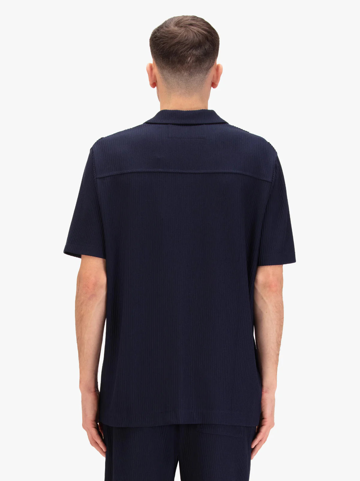 Luke 1977 Gwithian dark navy short sleeve shirt, showing collar, buttons, and short sleeves, styled for casual wear.