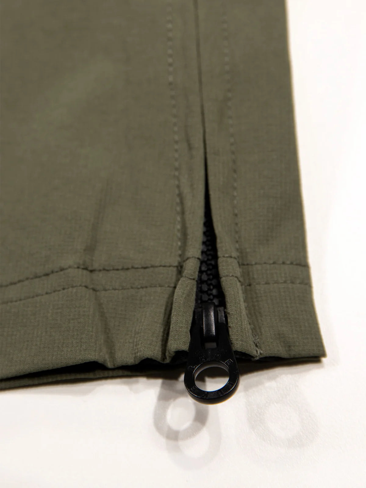 LUKE SEMANTIC POCKET DETAIL CARGO TROUSERS - UTILITY | CHARCOAL - M750450