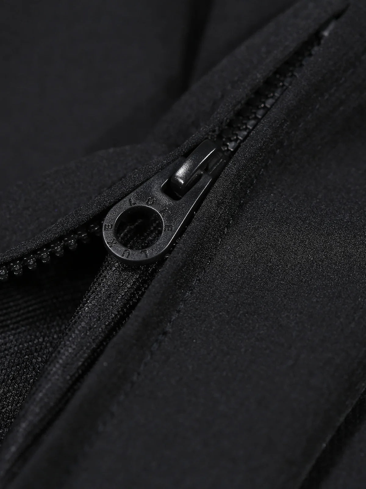 LUKE SEMANTIC POCKET DETAIL CARGO TROUSERS - UTILITY | BLACK - M750450