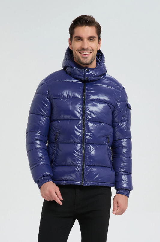 Black KYMAXX puffer jacket by Clique Kara, front view showing quilted design and high collar, suitable for cold weather.