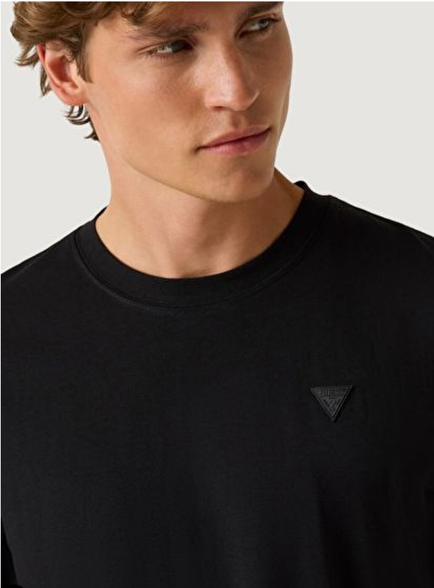 GUESS Men's Logo T-Shirt | Black - M6GI21 K3053 JBLK