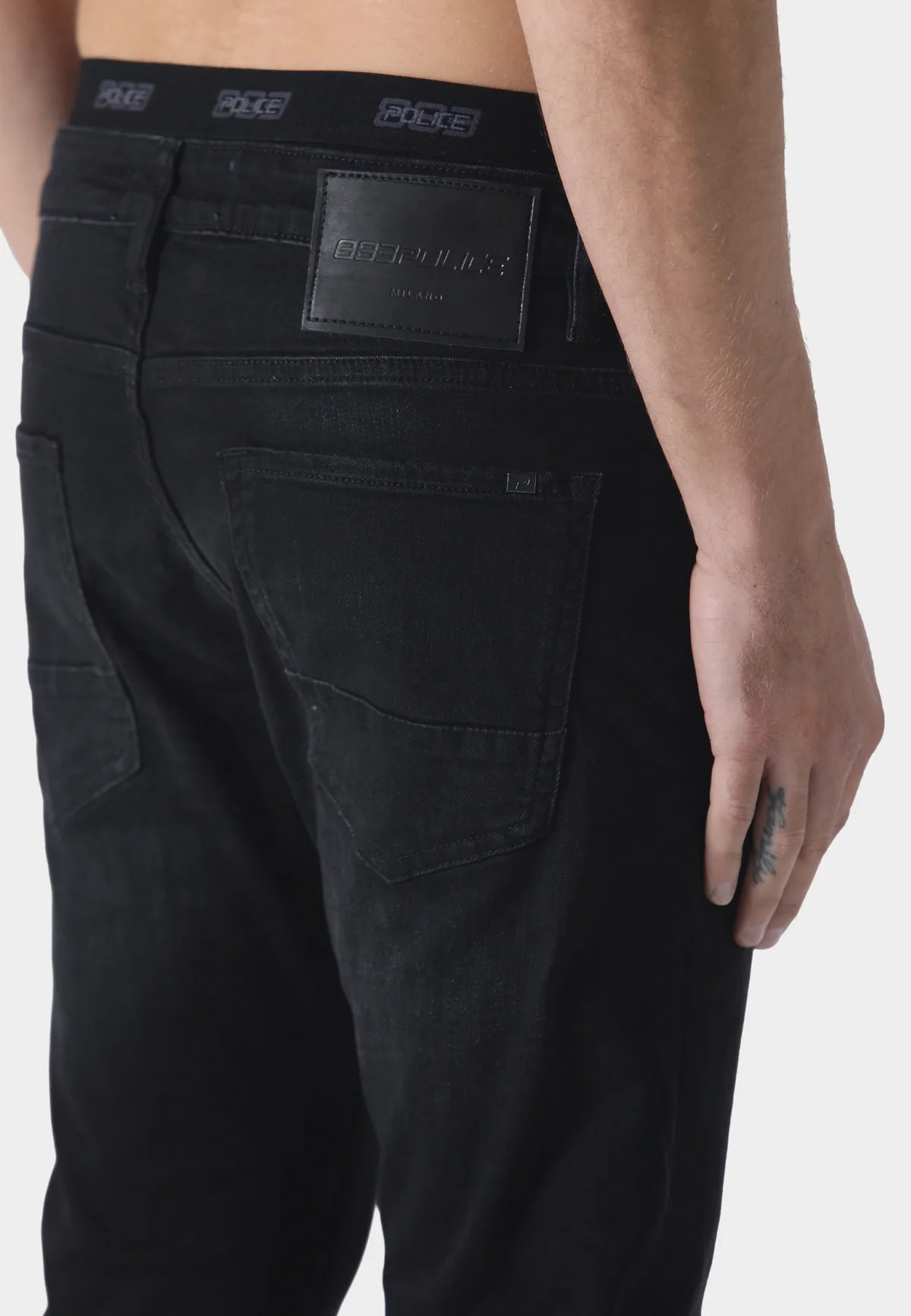 Black Clique Kara 883 Police Dino Slim jeans with classic five-pocket design and slim fit, displayed on a neutral background.